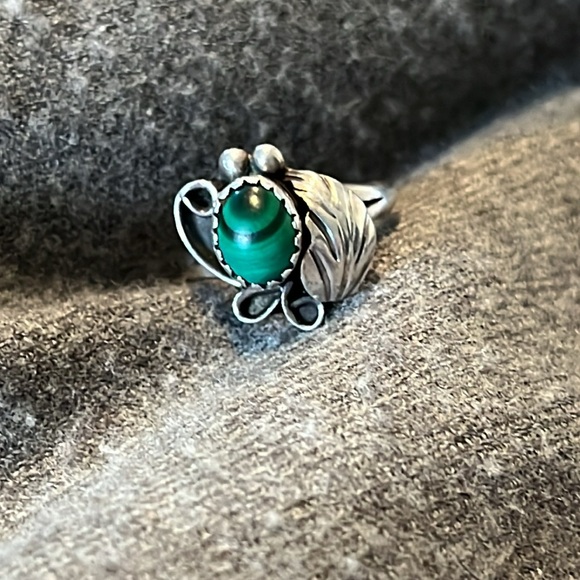 Jewelry - Sterling Malachite Ring-4.5